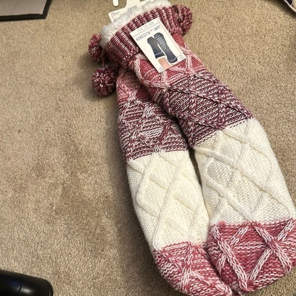 Brand new sock shoes - Picture 1 of 2